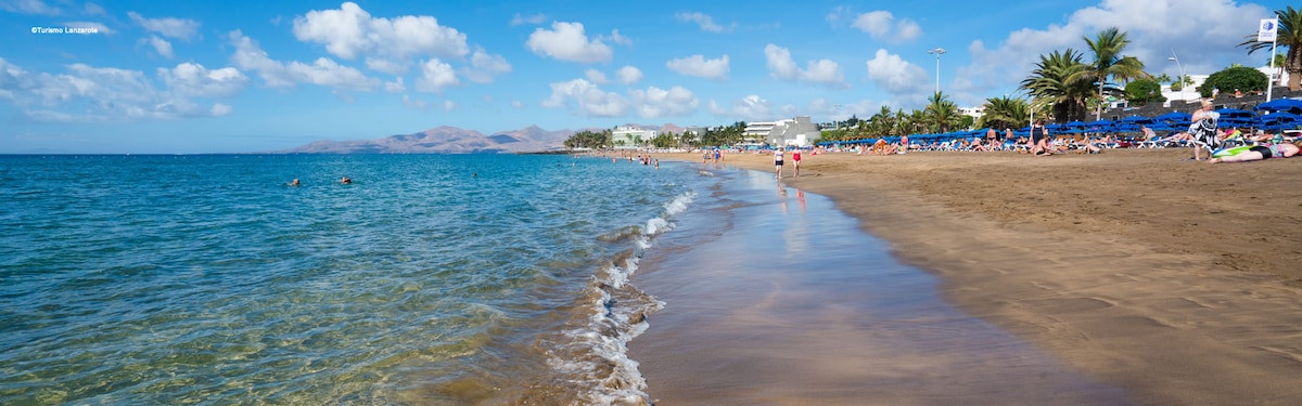 Puerto del Carmen: We've got a selection of deals for flights, hotels, package holidays, rental cars, etc. Click here to see them: